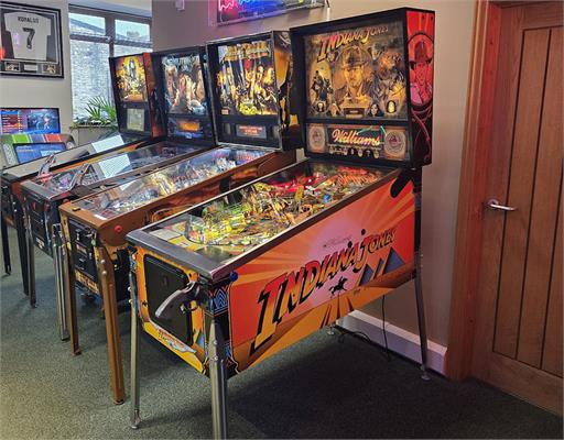 Indiana Jones Williams Pinball Machine